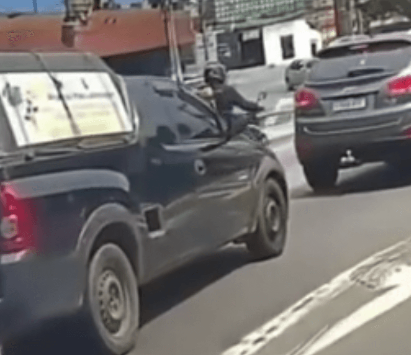 Vídeo registra colisão entre duas motos na zona sul de São Paulo