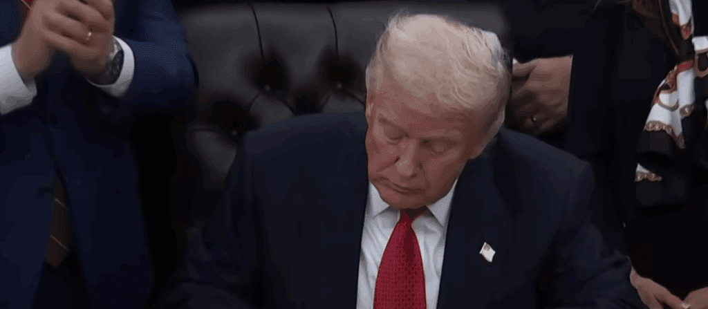 Trump sanciona lei que libera divulgação de arquivos do caso Epstein