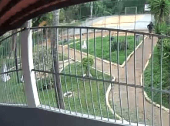 Suspeito de violência doméstica é preso após denúncia e perseguição