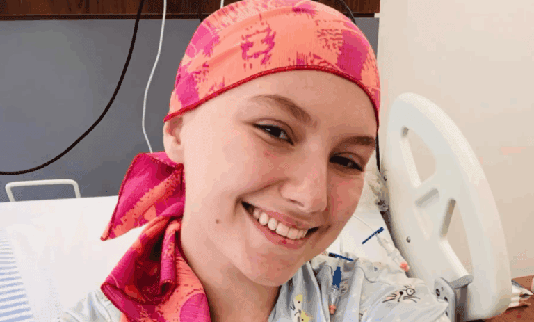 Influenciadora Isabel Veloso é internada na UTI após apresentar complicações graves