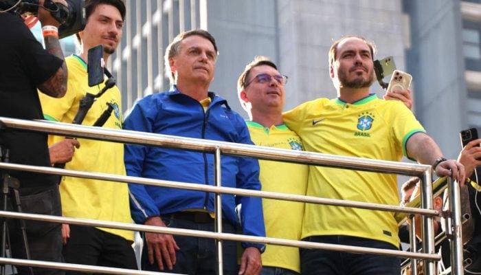 Moraes autoriza visitas dos filhos a Bolsonaro na PF de Brasília