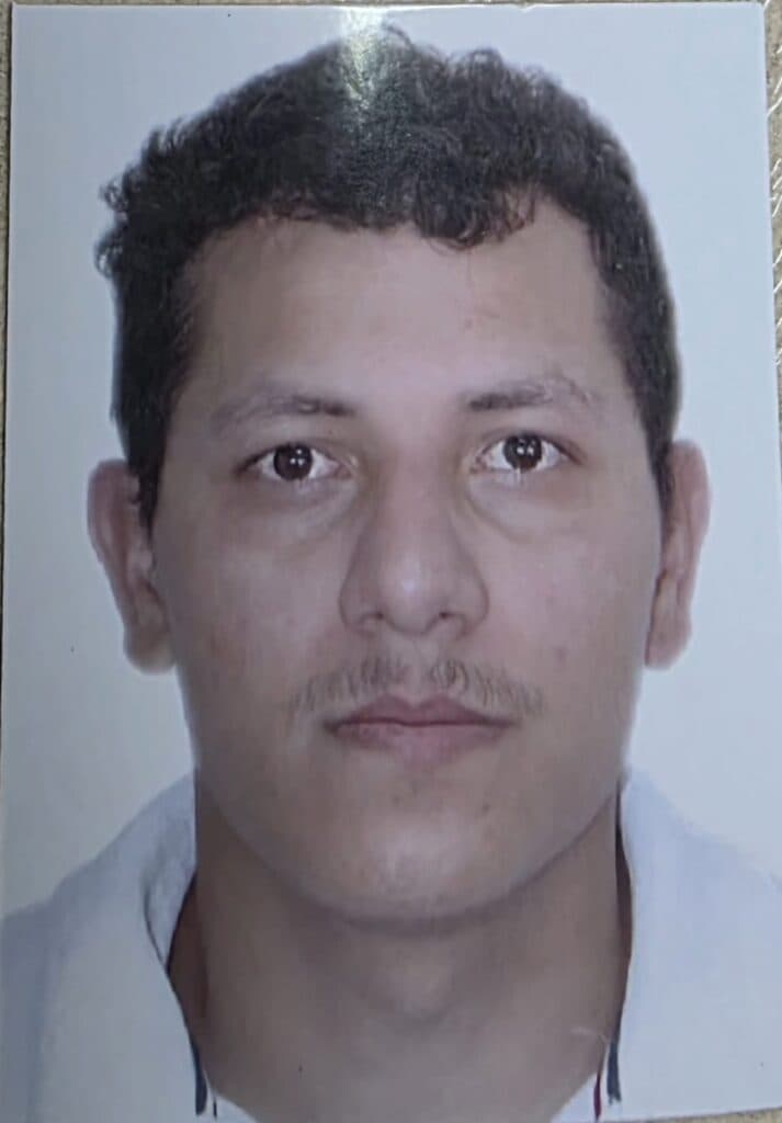 ‘Nariz’ é procurado pela polícia suspeito de assaltar USF em Manaus