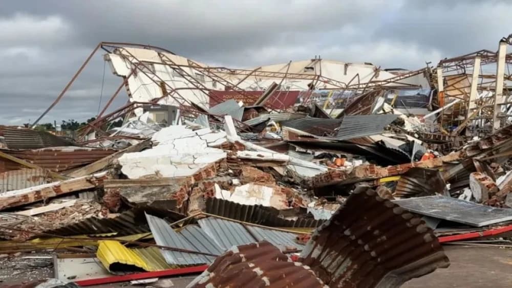 Hospitais do Paraná já atenderam mais de 750 feridos vítimas do tornado que teve ventos de 250km/h