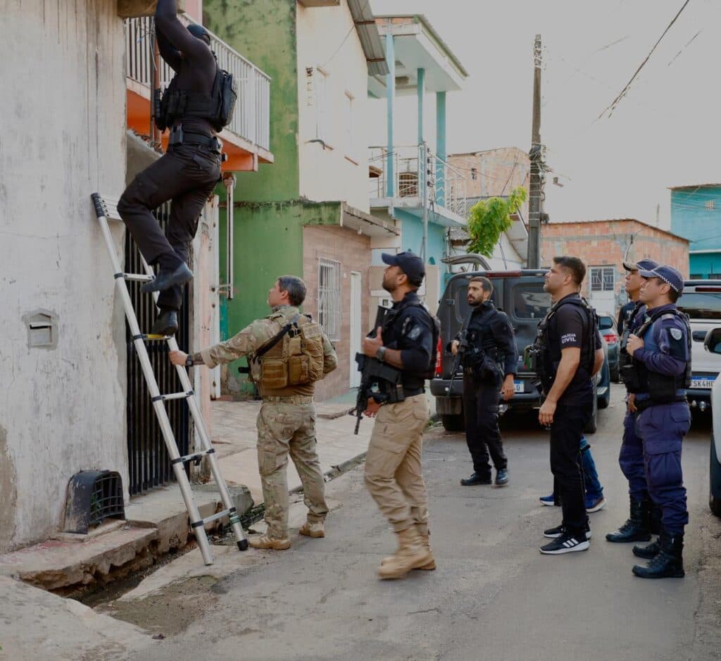 Operação Alvo Certo prende 27 foragidos por homicídios no Amazonas