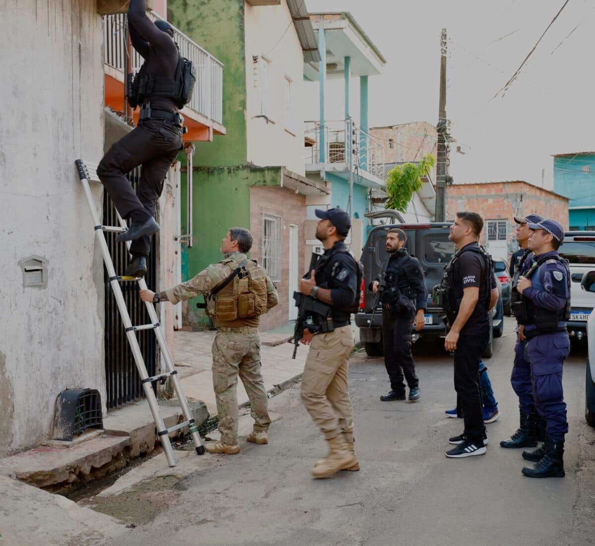 Operação Alvo Certo prende 27 foragidos por homicídios no Amazonas