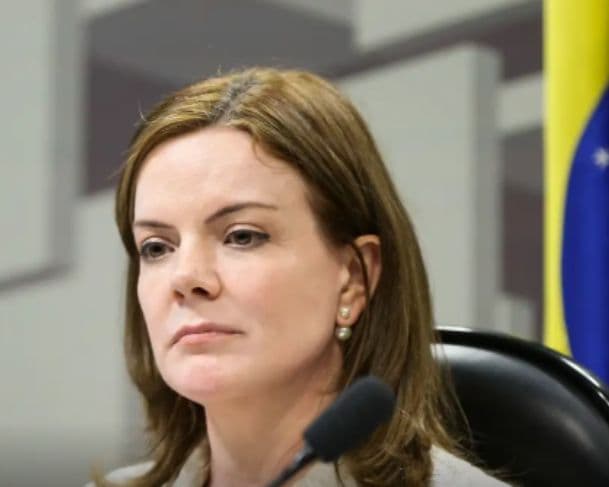 Governo Lula é contra classificar facções criminosas como terroristas; afirma Gleisi Hoffmann