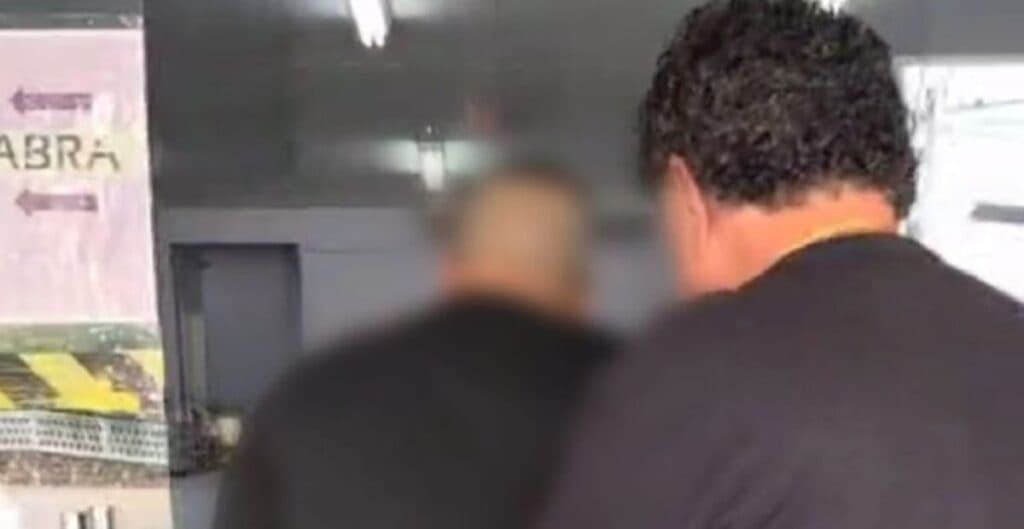 Homem é preso por perseguir ex e ignorar medida protetiva em Manaus