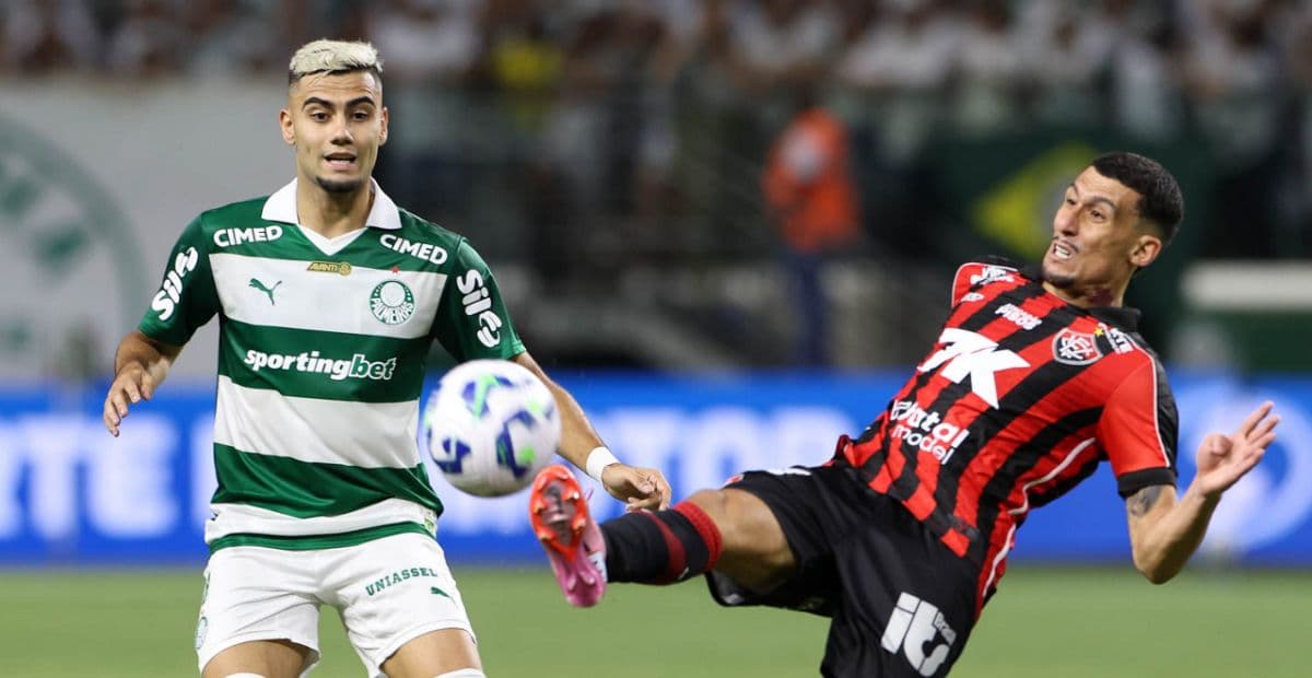 Palmeiras empata com o Vitória no Allianz e se complica na briga pelo título do Brasileirão