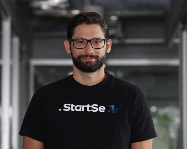 Piero Franceschi discute o papel da liderança na era da Inteligência Artificial no Amazon IA Summit 2025