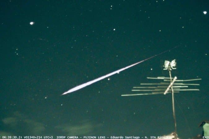 Geminidas iluminam o céu e atingem pico entre sábado e domingo; veja como observar