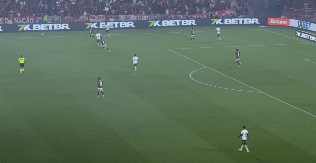 Flamengo recebe o Ceará no Maracanã em duelo que pode garantir título brasileiro