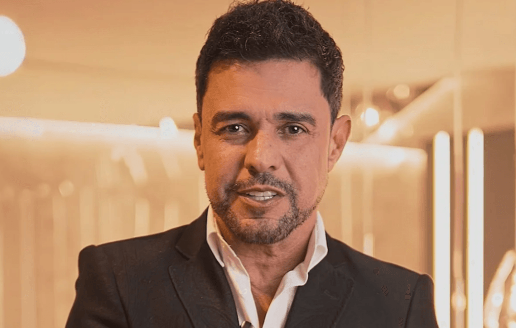 Zezé di Camargo tem show cancelado após polêmica com o SBT