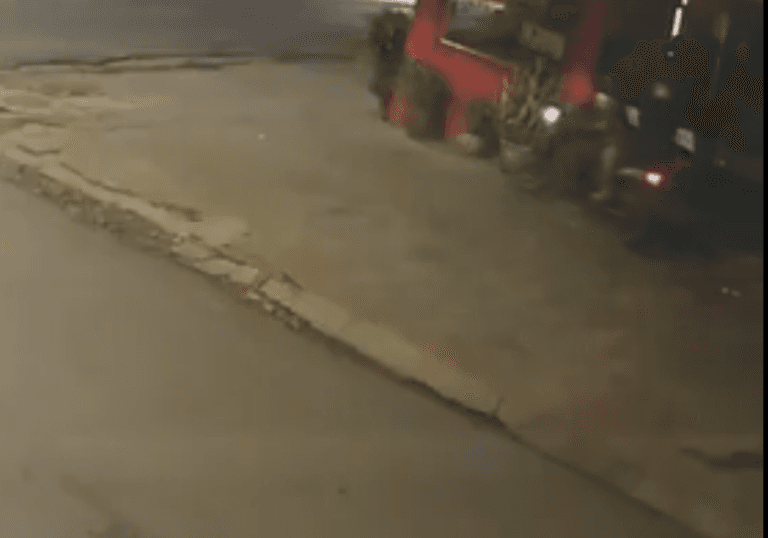 VÍDEO: Churrascaria de suspeito de matar borracheiro é alvo de vandalismo em Manaus