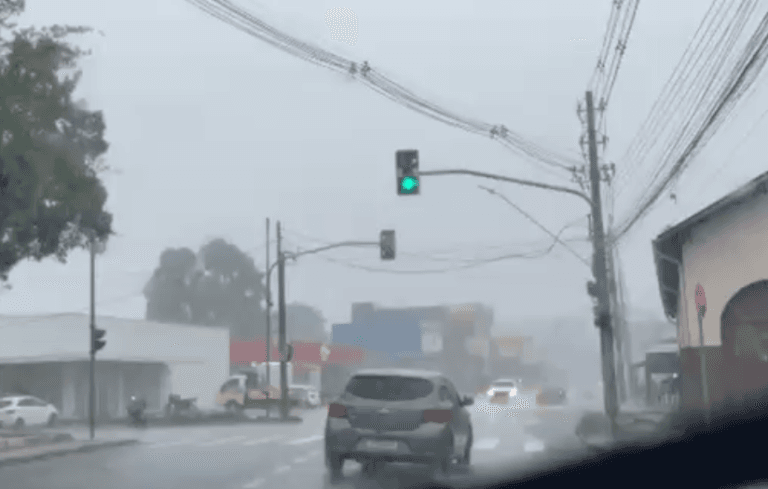 Chuvas fortes elevam risco de deslizamentos, alagamentos e enxurradas em Manaus