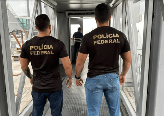 Foragidos são presos ao tentarem embarcar no Aeroporto de Manaus