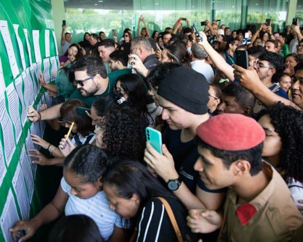 UEA divulga lista de aprovados em vestibular e SIS 2025; confira a lista agora