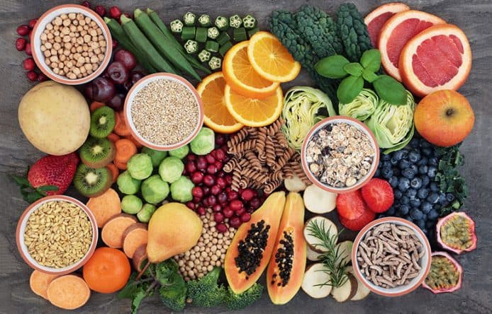 Pouca gente sabe, mas esses 10 alimentos são o segredo para soltar o intestino na hora