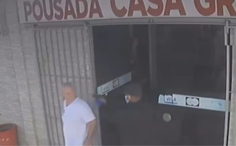 Condenado por estupro e morte de criança é executado um dia após deixar prisão