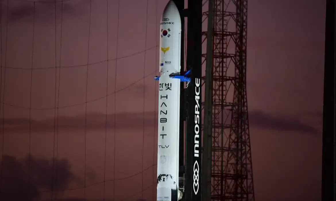 Foguete sul-coreano explode ao decolar da Base de Alcântara, no Maranhão