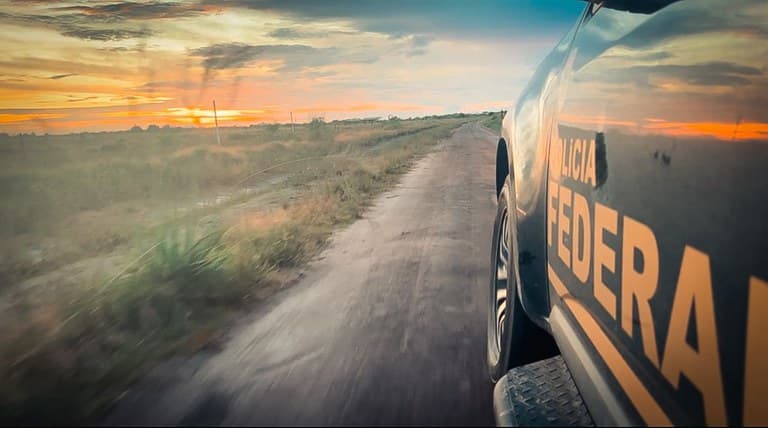 PF realiza leilão de bens apreendidos em operações no Amazonas