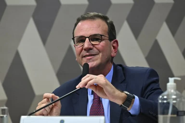 Eduardo Paes reconhece derrota após anulação de votos de Garotinho