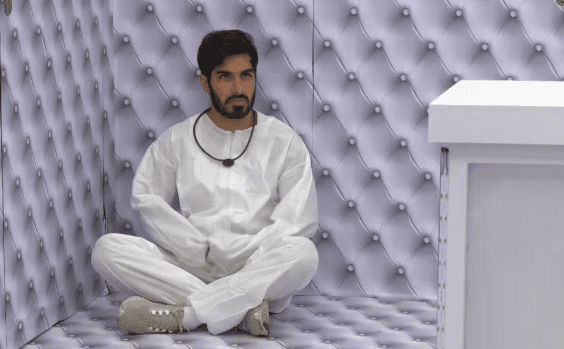 Ricardinho aperta botão vermelho e desiste de vaga no BBB 26