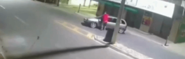 Furto frustrado: carro ‘não funciona’ e ladrões fogem sem levar nada