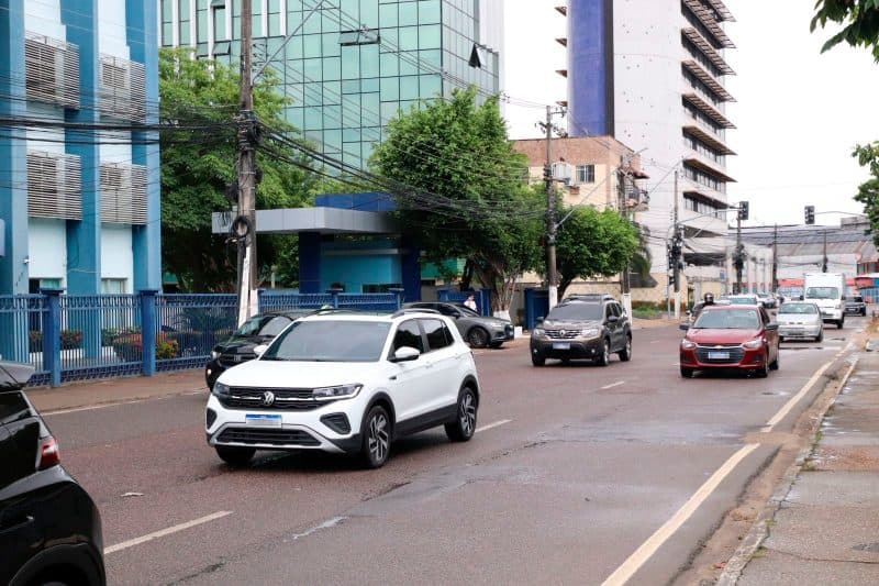 Motoristas sem multas de trânsito podem solicitar desconto no IPVA; veja como