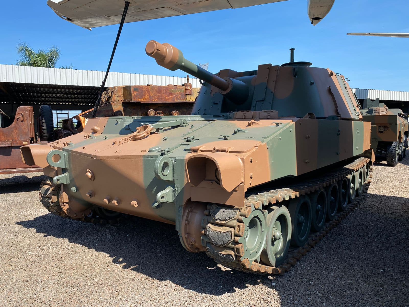 Brasil autoriza doação de viaturas blindadas do Exército ao Paraguai