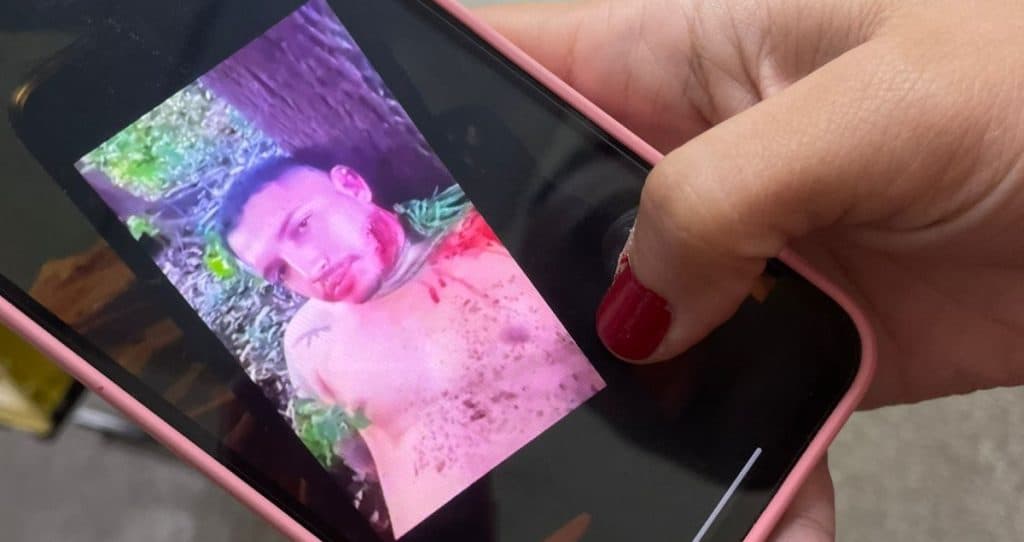 Criminosos do CV deixam bilhete sobre corpo de homem em Manaus