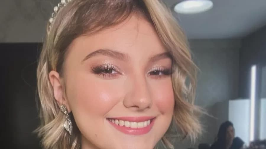 Corpo da influenciadora Isabel Veloso será cremado após velório neste domingo (11)