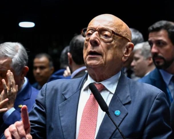 Com veto de Lula à dosimetria, oposição protocola novo pedido de anistia