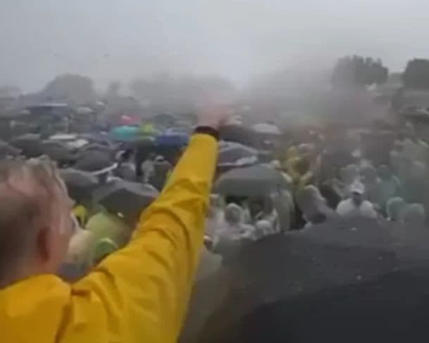 Mulher atingida por raio durante caminhada de Nikolas Ferreiras é transferida para a UTI