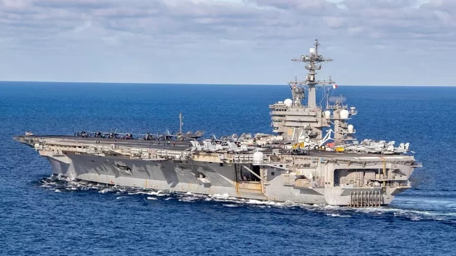 Trump anuncia envio de frota “maior que a da Venezuela” ao Irã