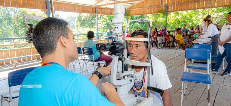 Mutirão leva cirurgias oftalmológicas a indígenas do Médio Rio Solimões no Amazonas