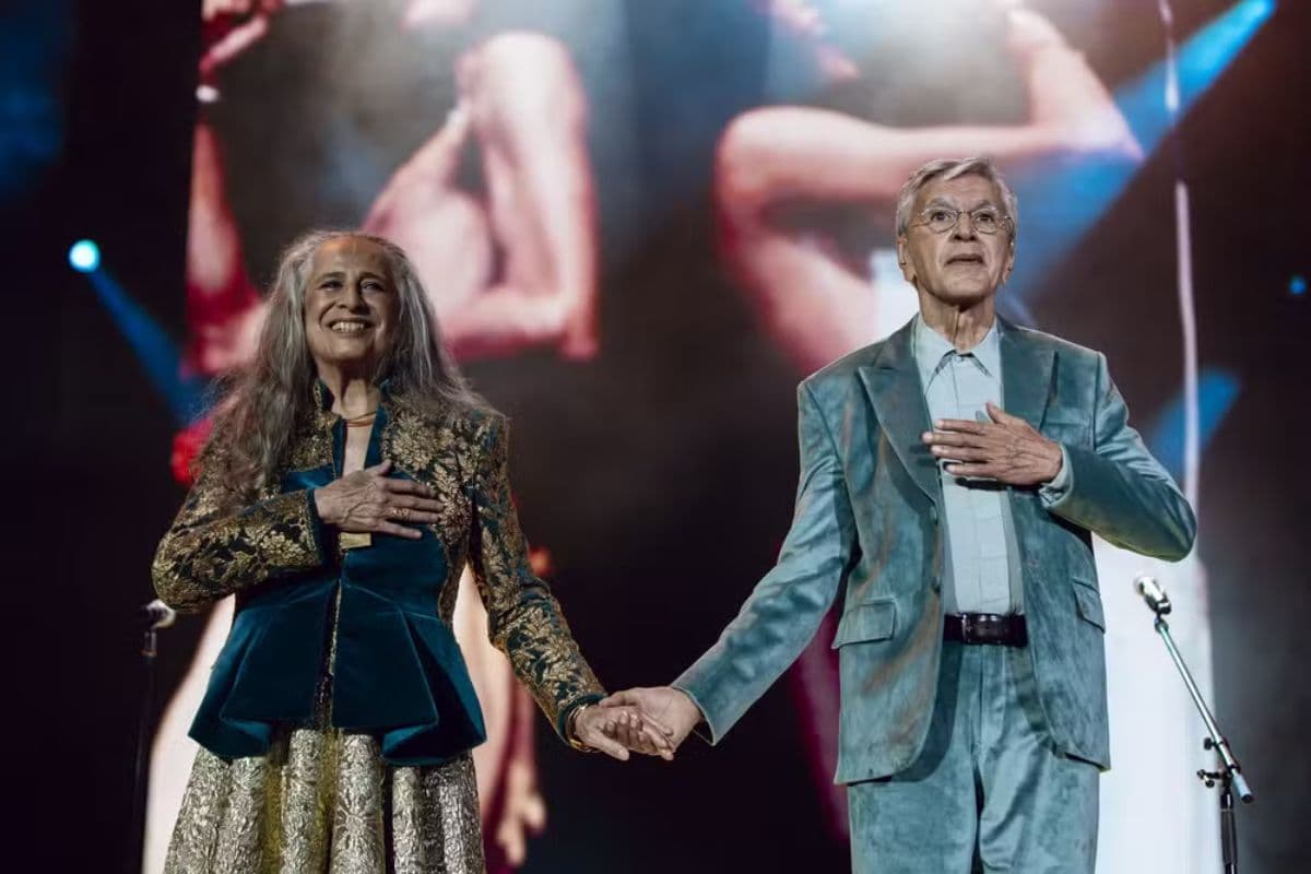 Caetano Veloso e Maria Bethânia conquistam Grammy com álbum ao vivo