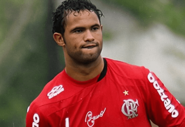 Ex-goleiro Bruno volta a falar sobre sumiço de Eliza Samudio: ‘deixei a minha vida toda escapar pelas mãos’