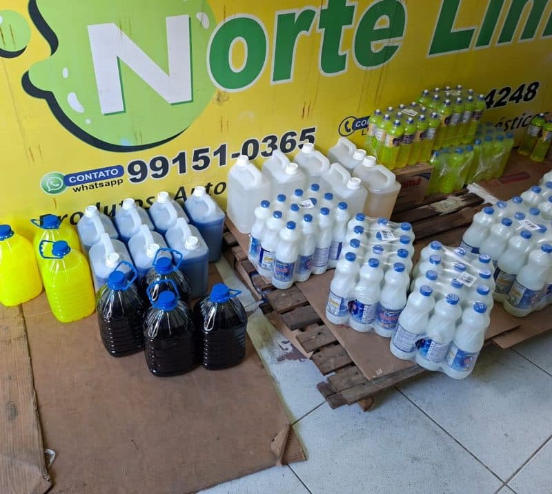 Empresa clandestina de produtos de limpeza é fechada durante fiscalização em Manaus