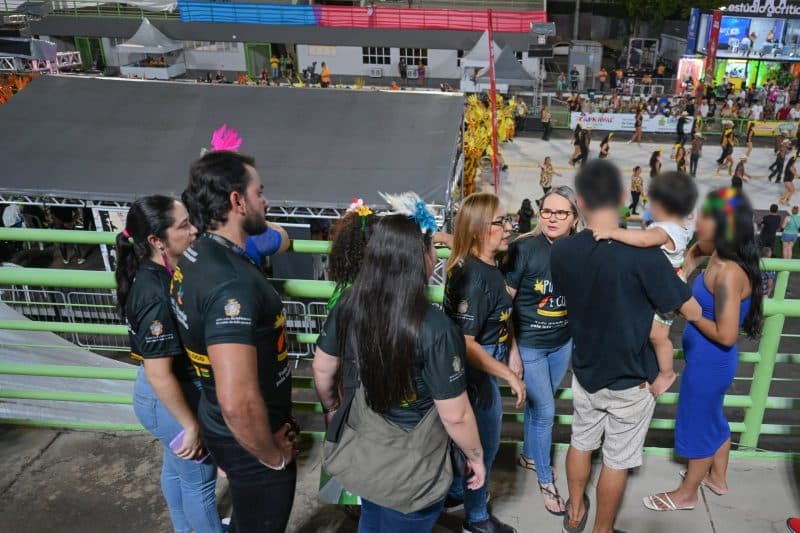 Carnaval 2026: Pais podem responder por negligência ou abandono em Manaus; entenda