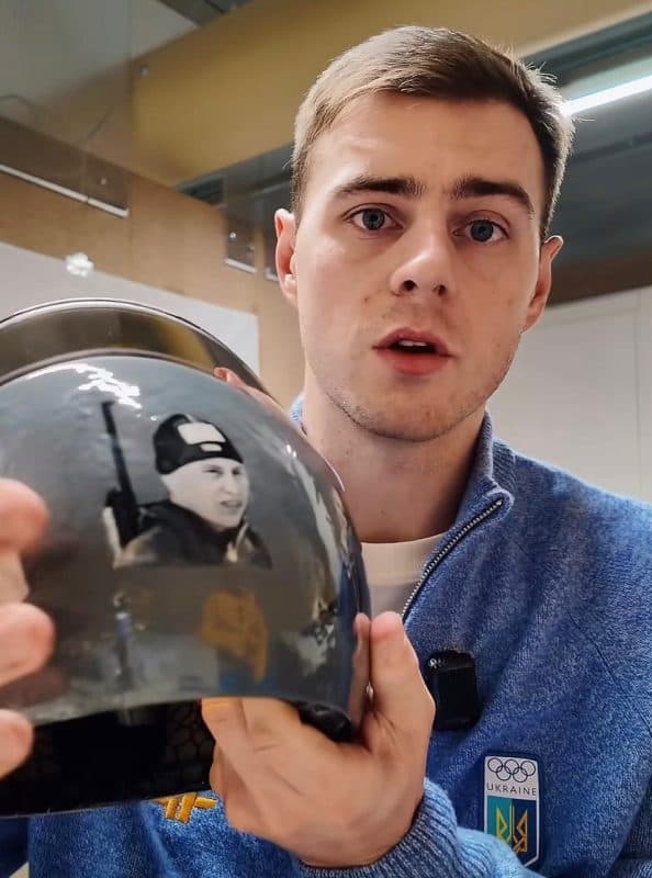 Atleta da Ucrânia usará capacete com vítimas da guerra nas Olimpíadas