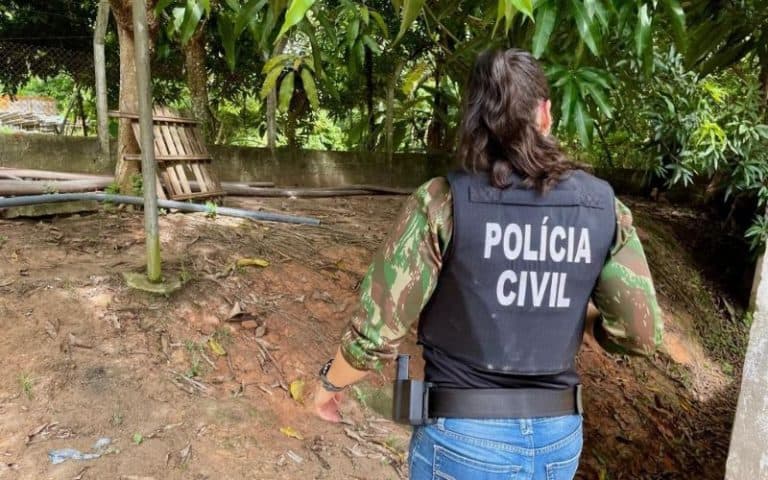 Homem é preso em flagrante após quebrar pernas de cachorro em Manaus