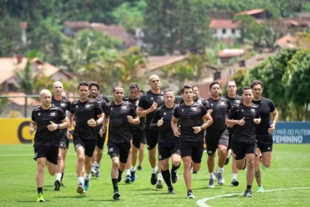 CBF exige certificado antiapostas e fixa salários de até R$ 22 mil para árbitros