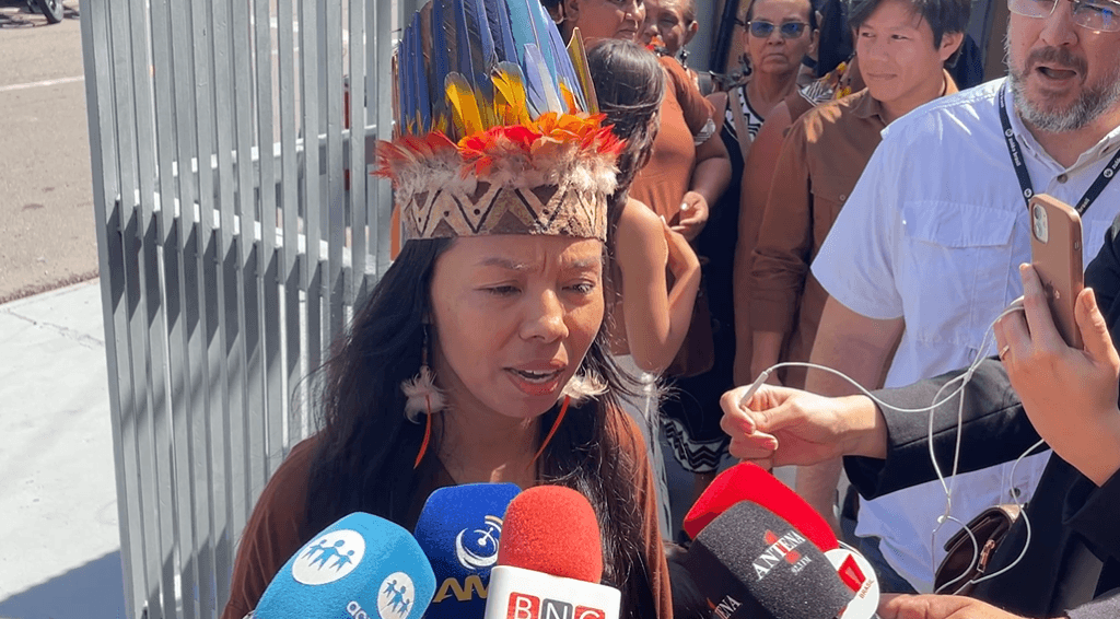 Vanda Witoto oficializa filiação ao MDB e diz que candidatura vai fortalecer políticas indígenas no Congresso