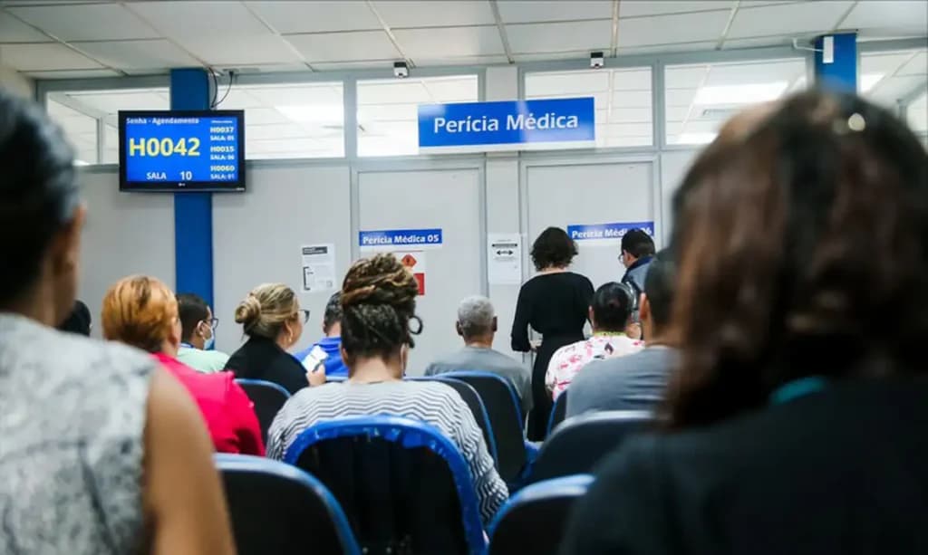 Governo promete anunciar fila do INSS zerada nesta semana