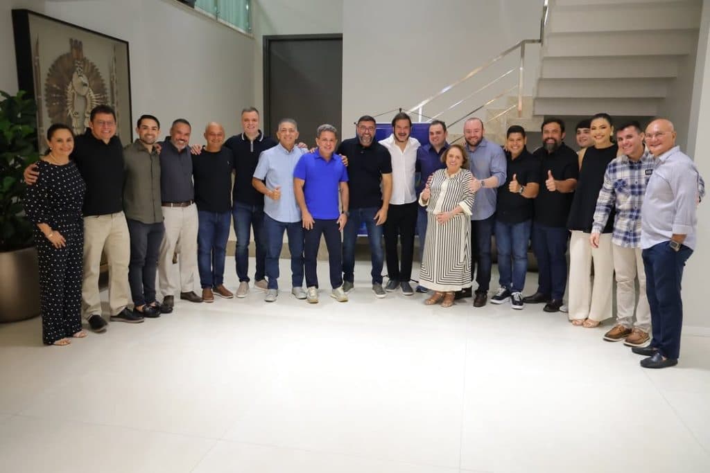 Movimentação política sinaliza que Wilson ainda pode deixar governo e ser candidato em outubro