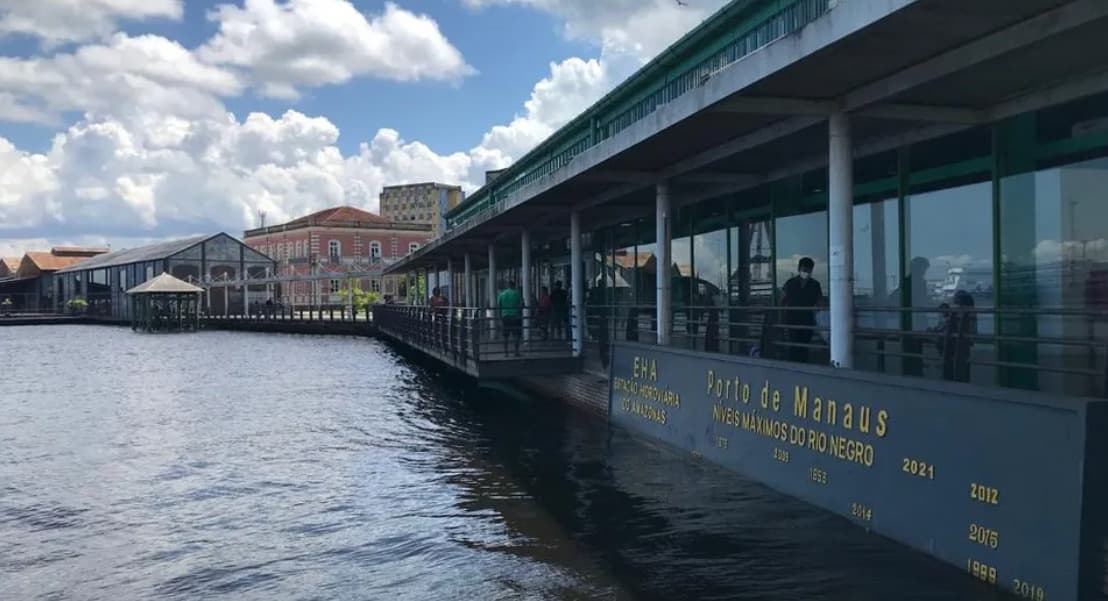 Nível do Rio Negro cai mais de 40 cm em uma semana em Manaus