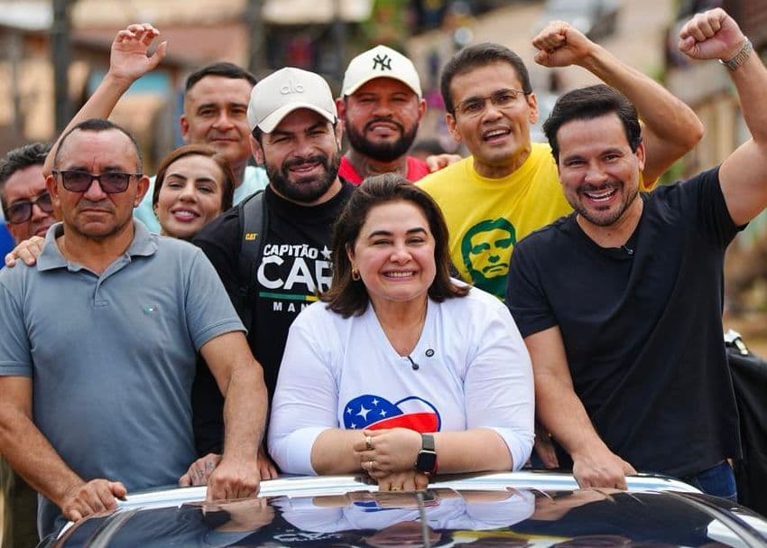 Enquanto “tropa” se expõe, o rei preserva a própria imagem