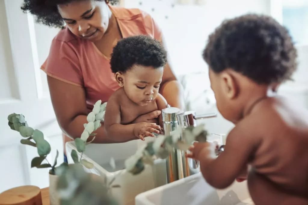 Proposta sugere que cuidados íntimos em creches de Manaus sejam feitos por mulheres