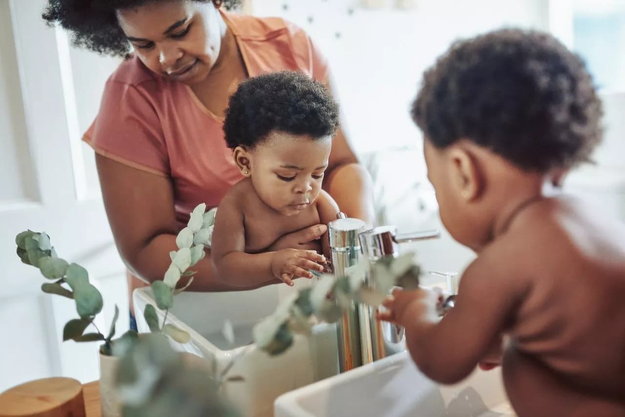 Proposta sugere que cuidados íntimos em creches de Manaus sejam feitos por mulheres