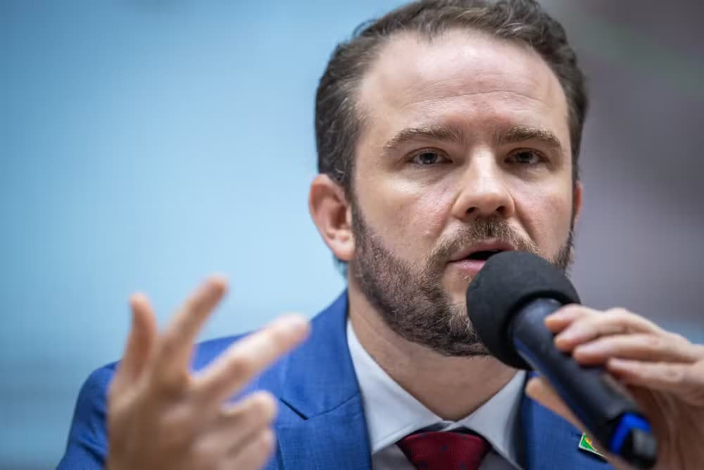 “Tolerância zero”: Ministro da Fazenda fala sobre endurecimento das regras para bets
